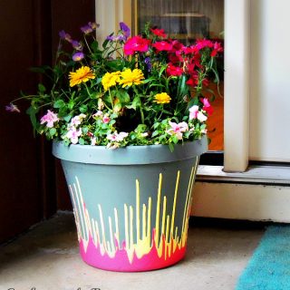 Drip paint flower pot