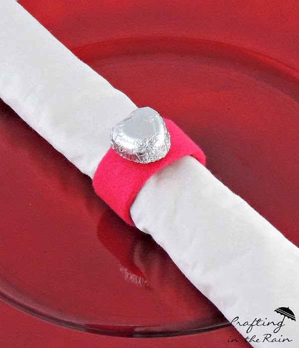 candy napkin ring