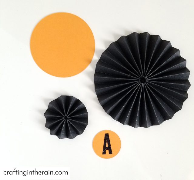 how to make a paper rosette