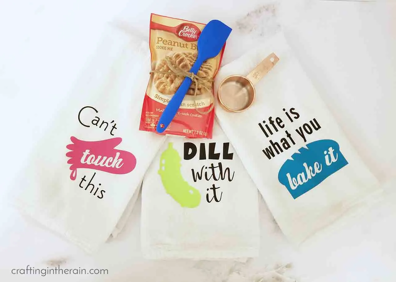 Cute Kitchen Towels Gift Set with Iron-on Vinyl - Crafting in the Rain