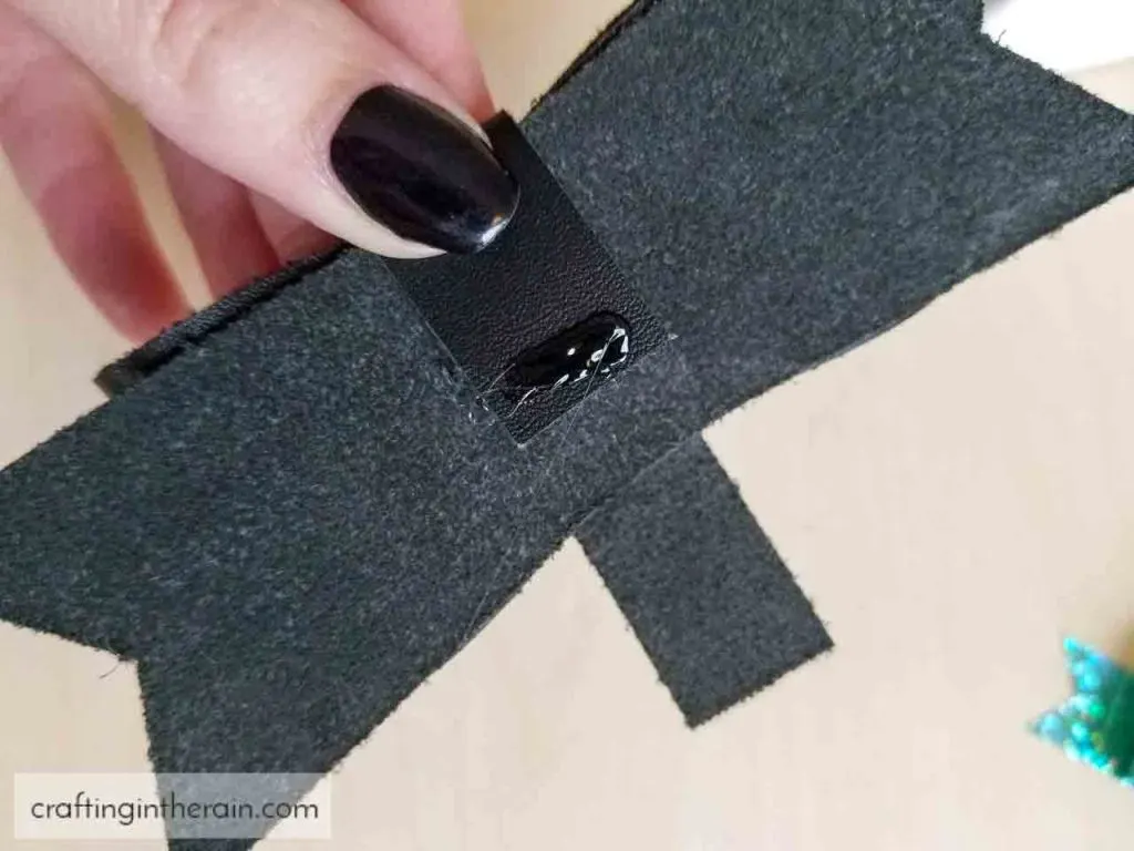 how to assemble leather bow hair clip