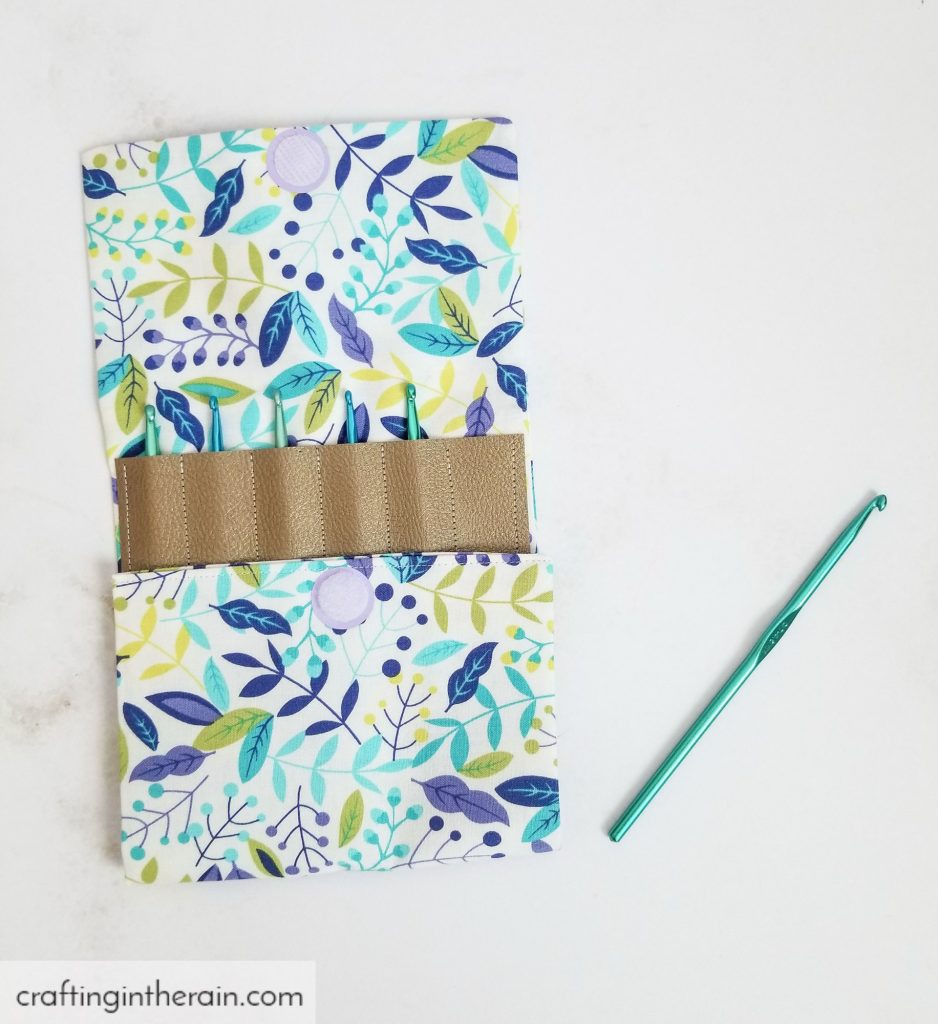Crochet Hook Pouch Pattern - Crafting in the Rain