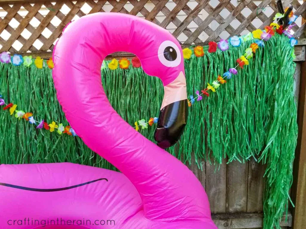 How to decorate a flamingo party