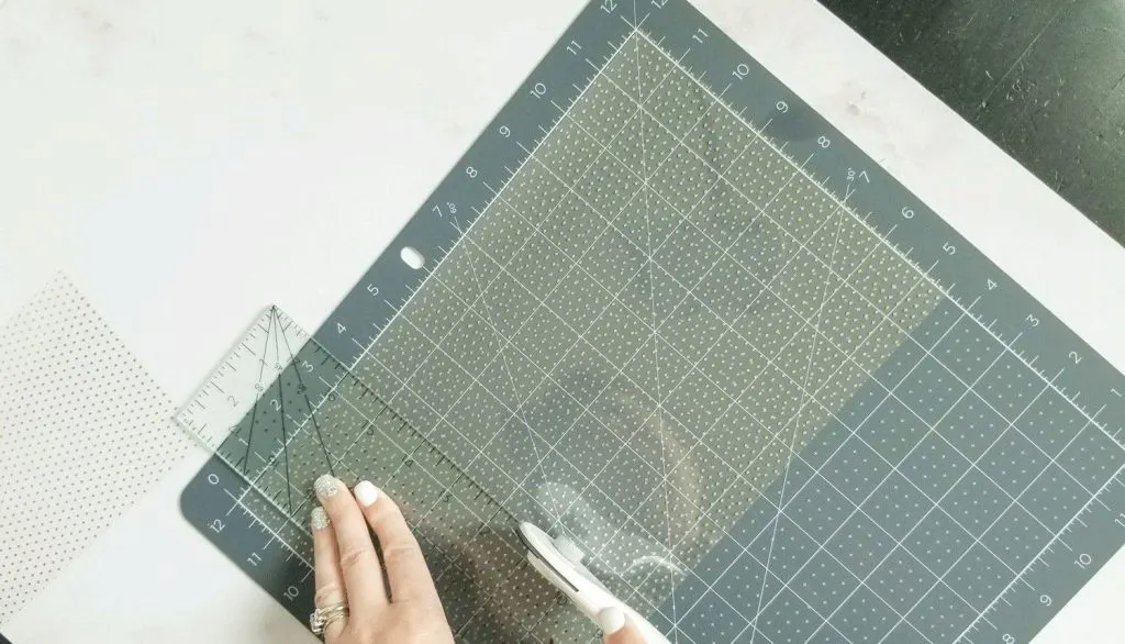 Cut acetate sheet rotary blade