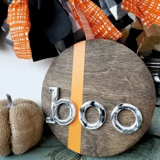 Boo resin sign