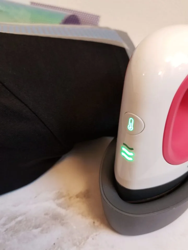 Cricut EasyPress Mini machine