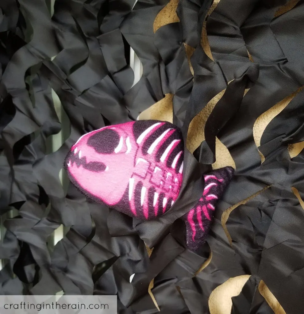 skeleton rainbow fish toy