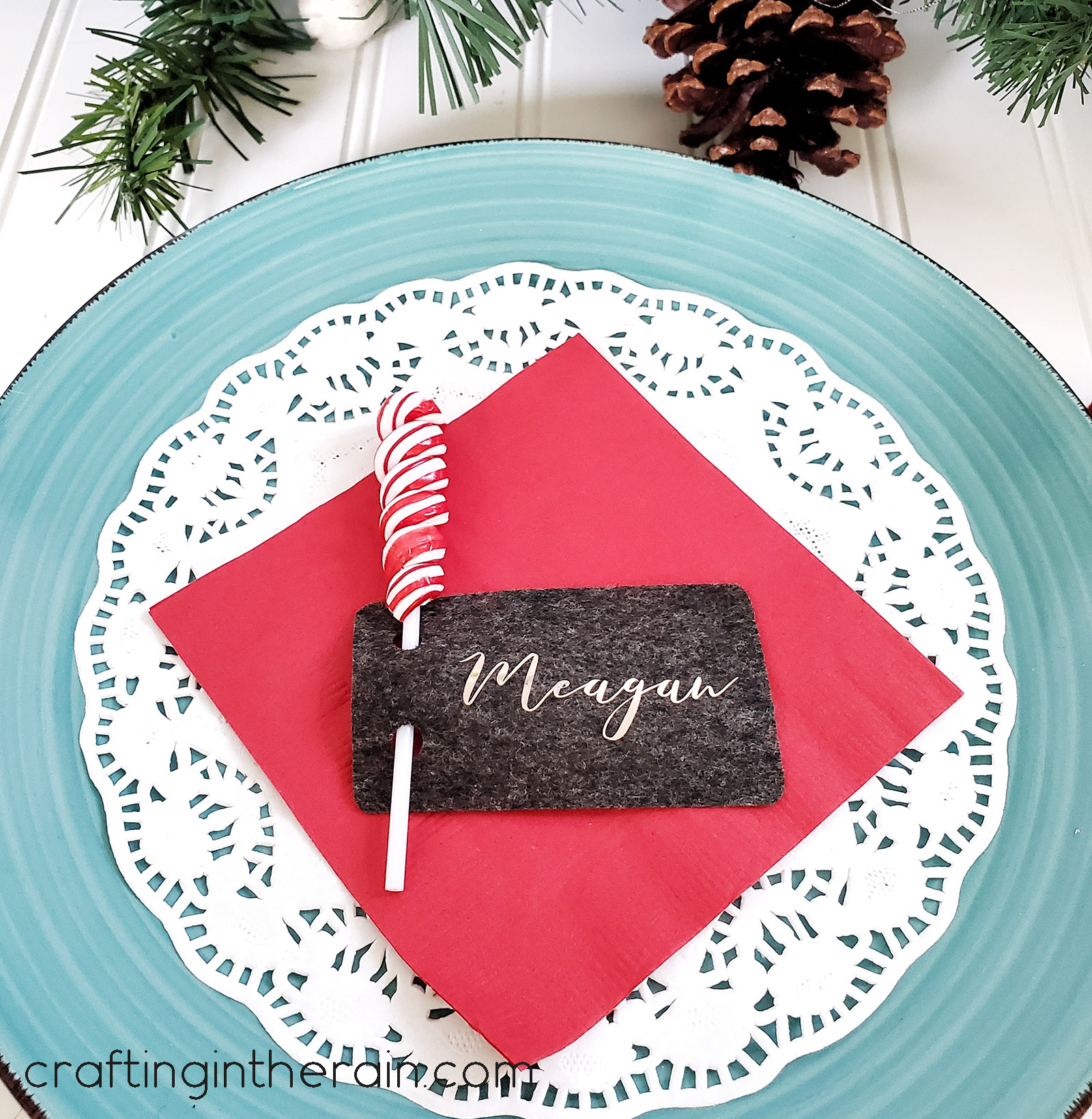 Christmas Lollipop Place Cards - Crafting in the Rain