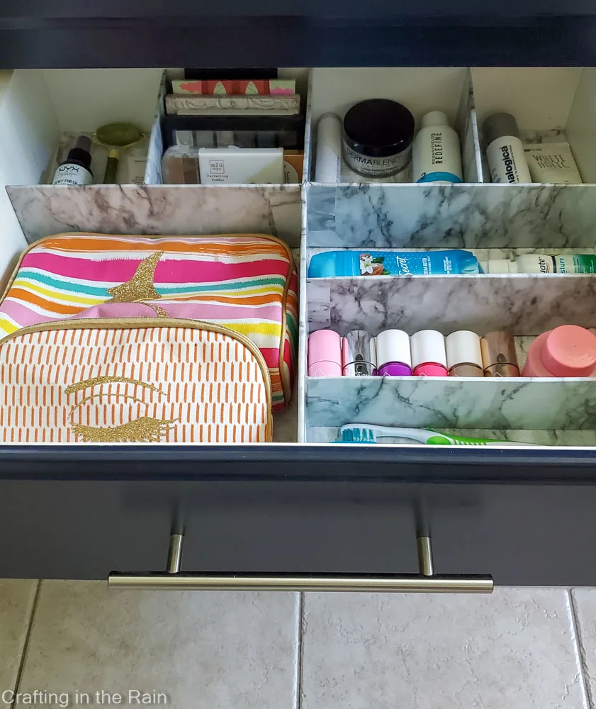 How to Use Adhesive Strips to Organize Your Bathroom