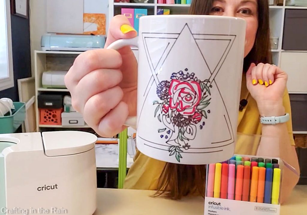 cricut mug with markers