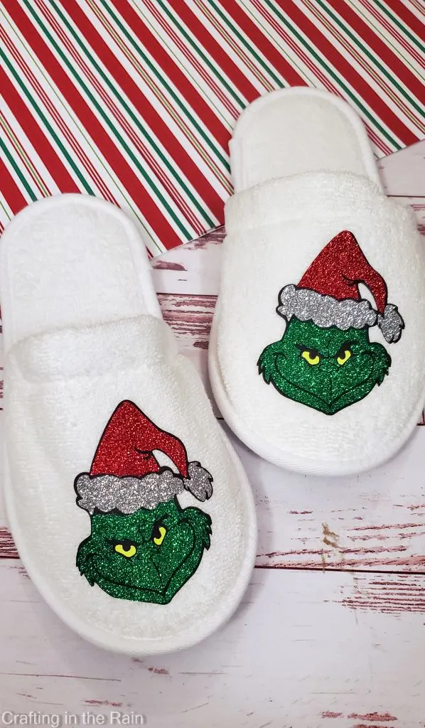 The discount grinch slippers