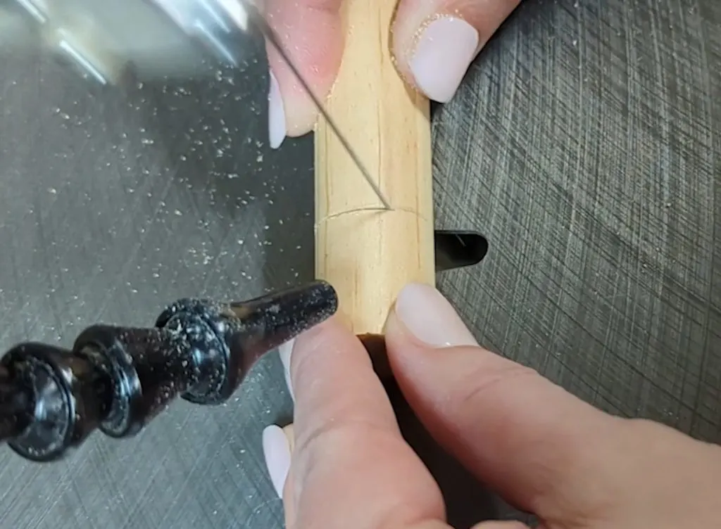 cut dowel with scroll saw