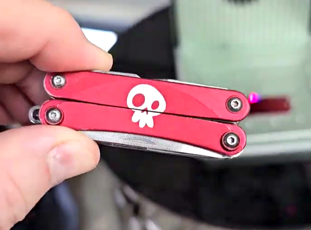 engrave pocket knife