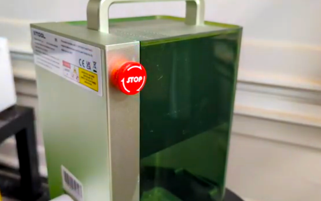 xtool f1 won't turn on