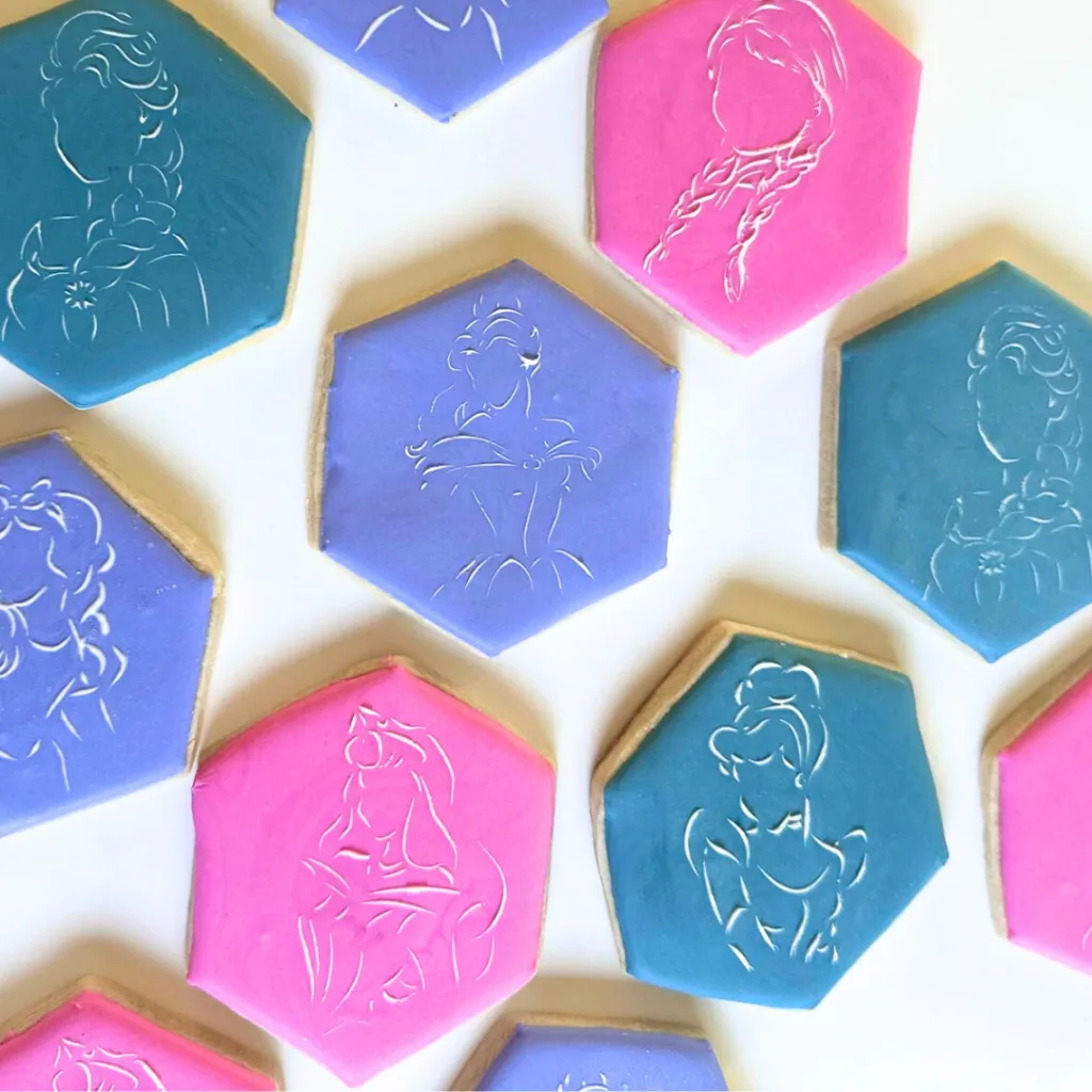 cricut stencil cookies